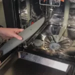 Naprawa spryskiwacza zmywarki Electrolux