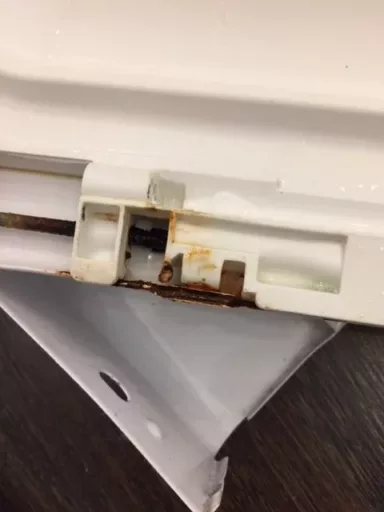 Rdza w pralce Electrolux - naprawiaj, nie wyrzucaj