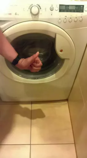 Wymiana włącznika pralki Hoover Vision HD - naprawiaj, nie wyrzucaj