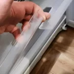Wymiana pękniętego frontu w zamrażarce