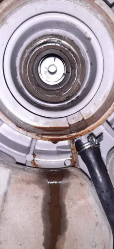 Pralka Electrolux chodzi głośno podczas wirowania - naprawiaj, nie wyrzucaj