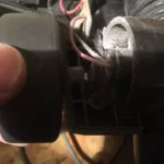 Kabelki przy kołach odkurzacza Philips