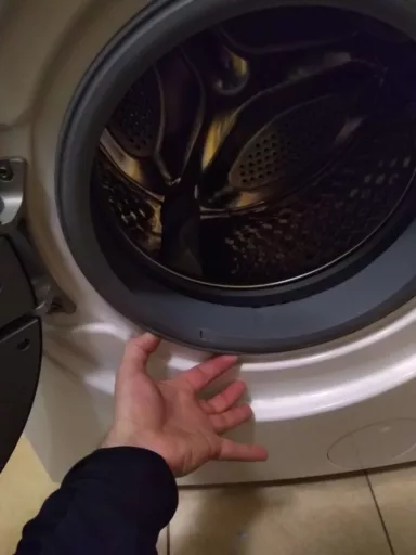 Samodzielna wymiana fartucha w pralce Amica Dream Wash DAW 7123 DCiBT - naprawiaj, nie wyrzucaj