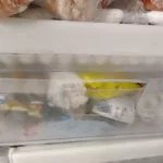 Wymiana szuflady zamrażarki w lodówce