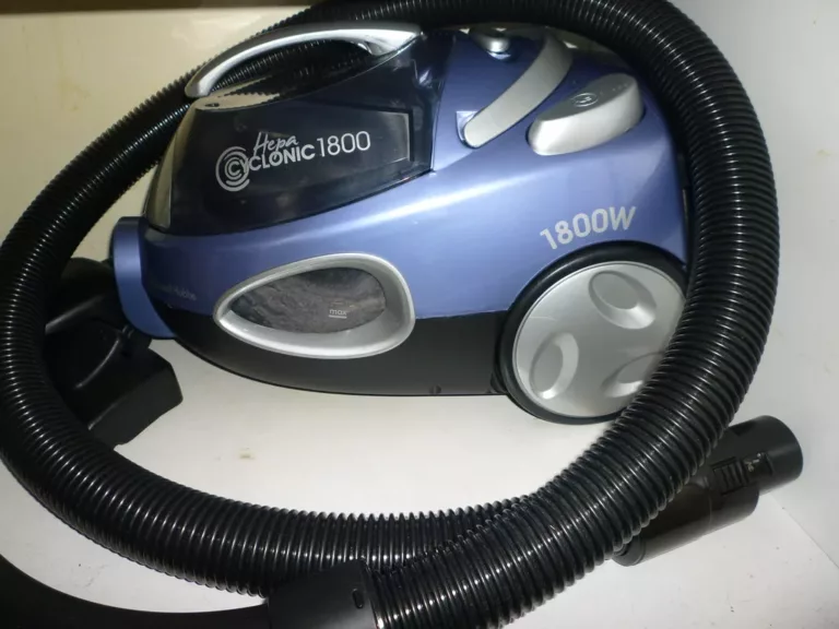 Wymiana filtra hepa w odkurzaczu Gorenje Hepa Cyclonic 1800