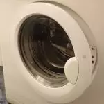 Wymiana obudowy drzwi w pralce Electrolux