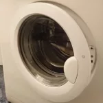 Wymiana obudowy drzwi w pralce Electrolux