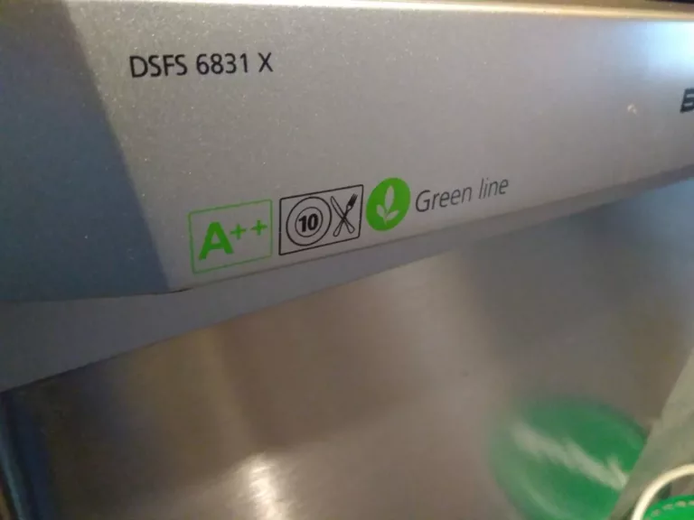 Zmywarka Beko DSFS6831X po wymianie przycisków sterowania