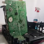 Pasek napędowy w magnetowidzie Thompson rozpłynął się - wymiana na nowy