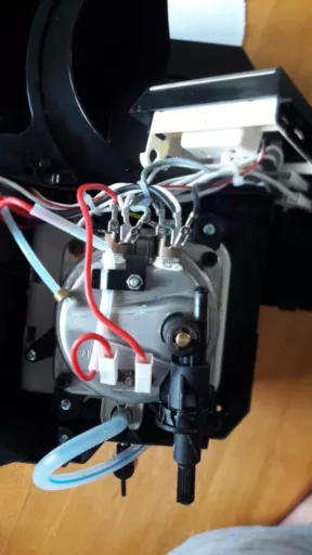 Wymiana bojlera w ekspresie DeLonghi BCO421.S - naprawiaj, nie wyrzucaj