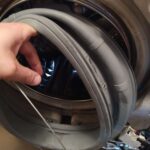 Wymiana krzyżaka, łożysk i fartucha w pralce Samsung - naprawiaj, nie wyrzucaj