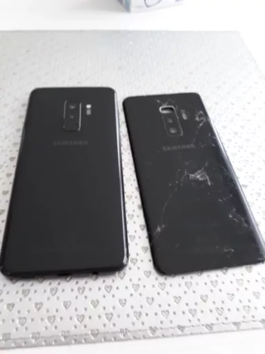 Wymiana klapki w smartfonie Samsung - naprawiaj, nie wyrzucaj