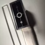 Uchwyt piekarnika Amica EB 7541 D FINE - widok od spodu na element łączenia