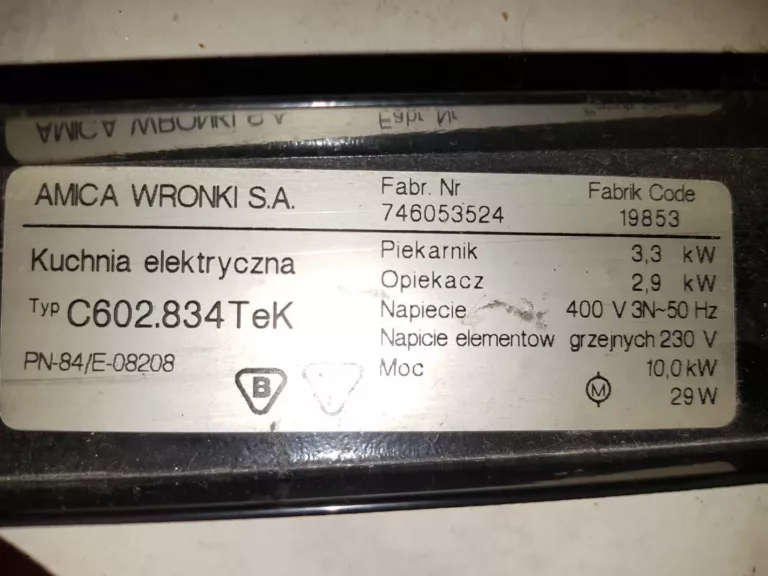 Tabliczka znamionowa kuchenki Amica C602.834TEK