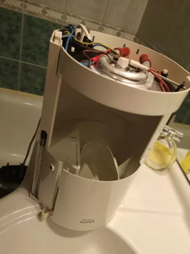 Wymiana grzałki w ekspresie Krups 309 PROAROMA - naprawiaj, nie wyrzucaj