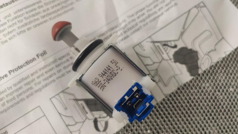 Nowy elektrozawór w zmywarce Bosch SPS53M88EU40 - wymiana na skutekl błędu E-19