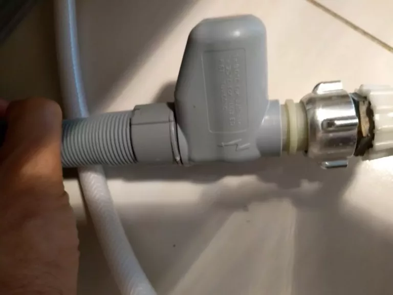 Wąż dopływowy z Aquastop 3 4 2m do zmywarki Amica ZZM 647 E