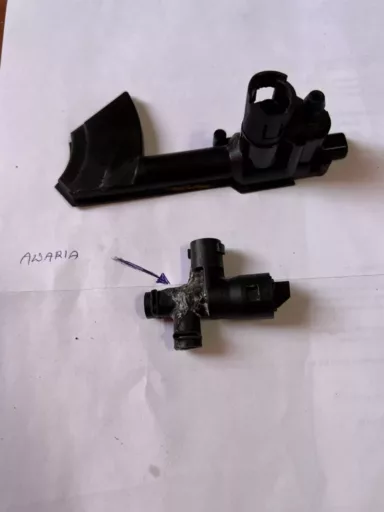 Wymiana zaworu w ekspresie do kawy Bosch TES50351DE/04 - naprawiaj, nie wyrzucaj