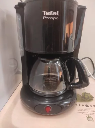 Stłuczony dzbanek ekspresu przelewowgo Tefal Principio CM260811/87A - naprawiaj, nie wyrzucaj