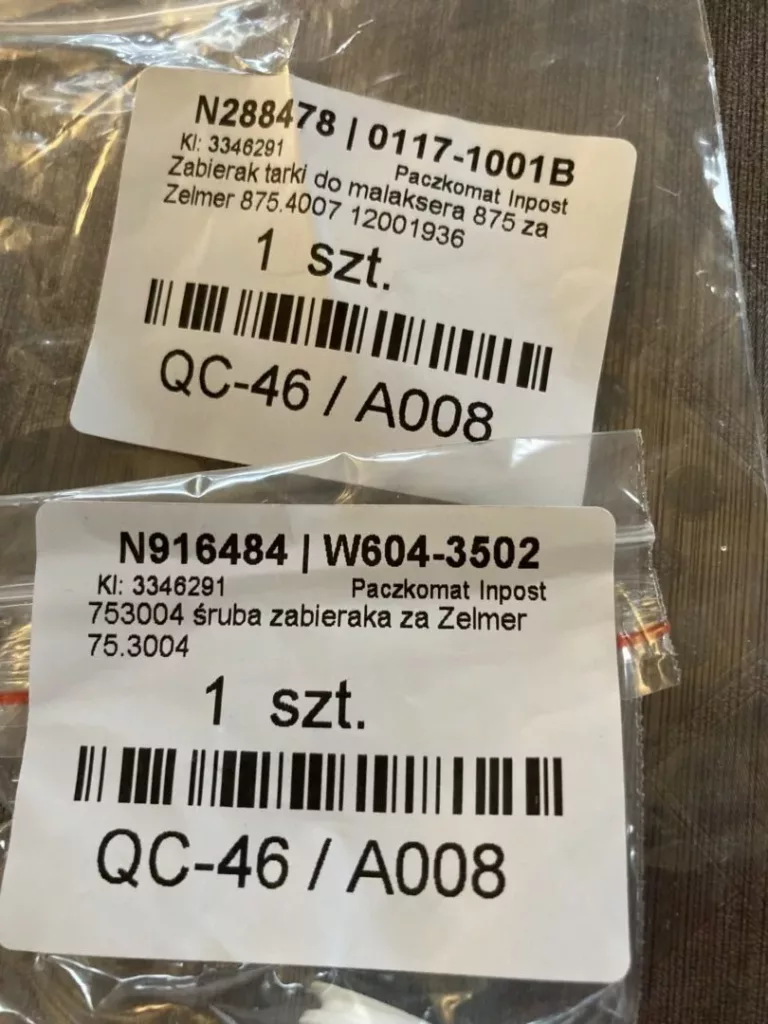 Nowe części do robota kuchennego Zelmer 876 - zabierak tarki malaksera i śruba zabieraka - widok na przesyłkę z north.pl