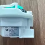 Nowa pompa odpływowa do zmywarki Indesit DIFP28T9AEU