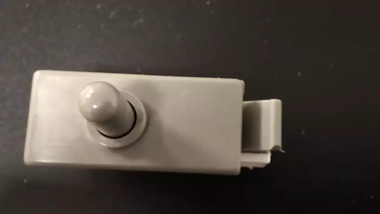 Nowy włącznik lodówki Side By Side LG GS9366PZYZL