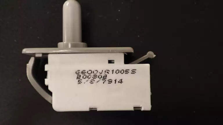Włącznik lodówki Side By Side LG GS9366PZYZL - G600JR1005S
