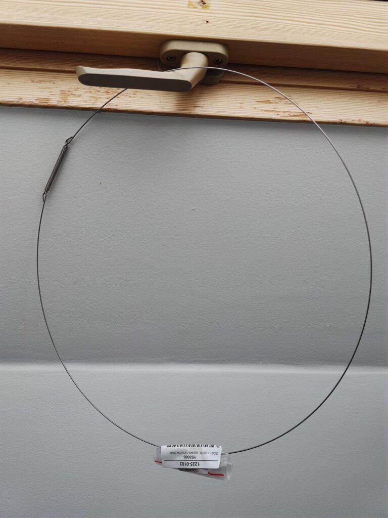 Obejma przednia fartucha drzwi do pralki Samsung WF 0602WJV