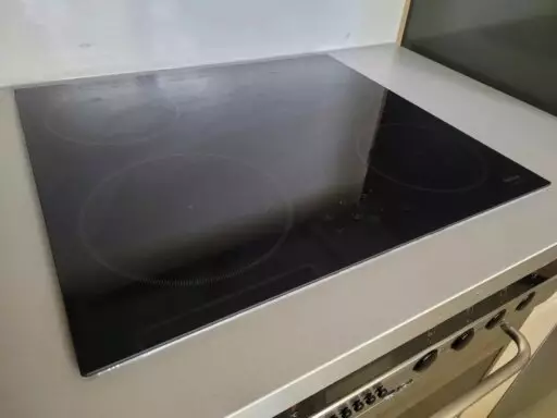 Pęknięta płyta indukcyjna do zabudowy Amica PI 6509 LNU - naprawiaj, nie wyrzucaj