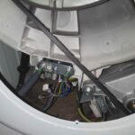 Wymiana czujnika temperatury i grzałki w pralce Indesit IWD 71051C ECO - pralka nie grzała wody