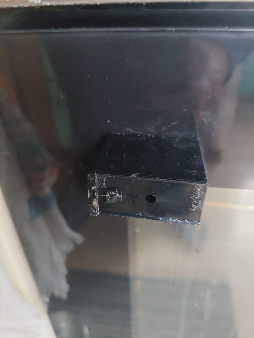 Ułamany uchwyt drzwi piekarnika w kuchence gazowo-elektrycznej Amica 6123GED3.39HZPTSDPNA(XX)