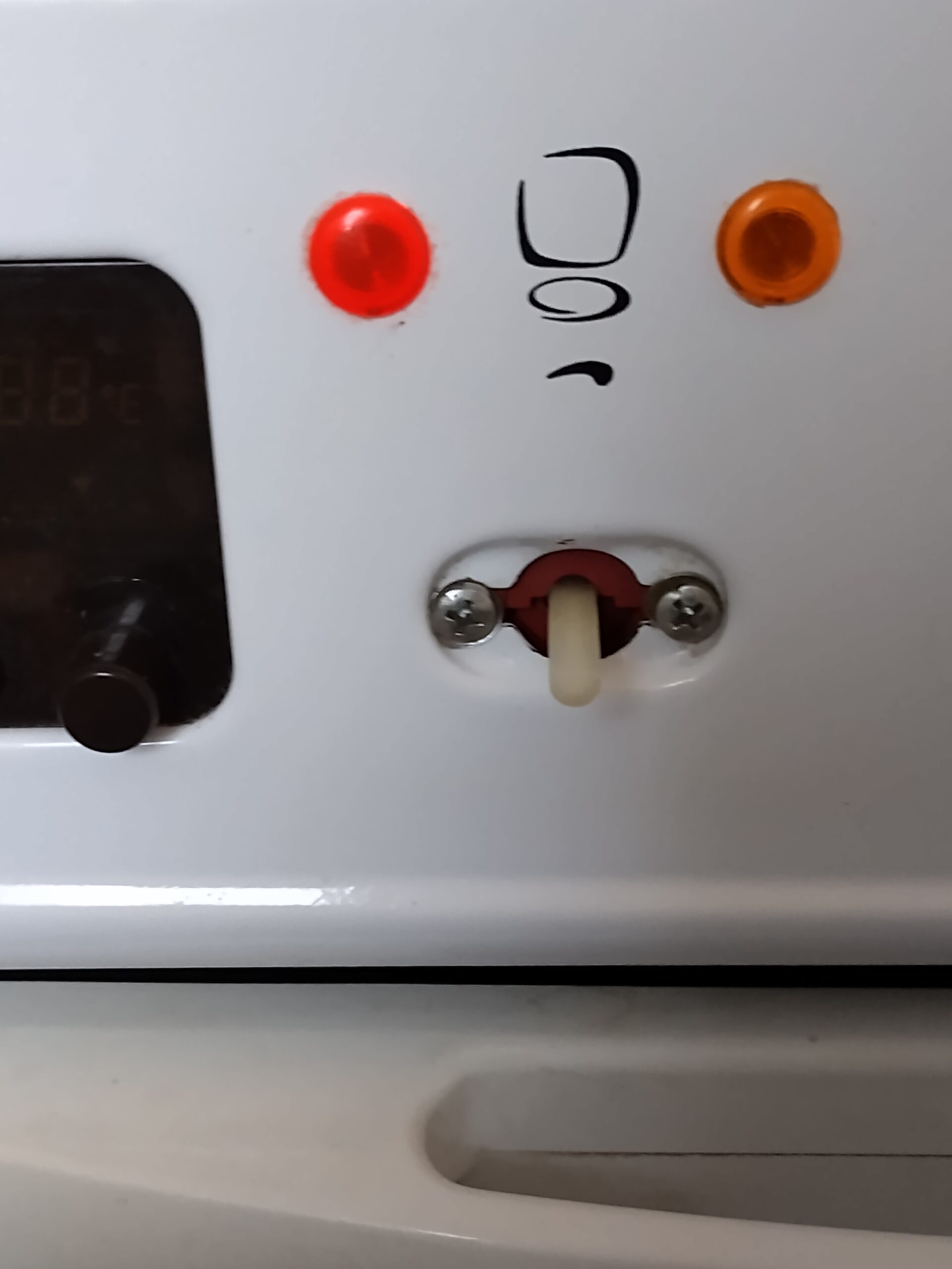 Wymiana pokrętła kuchenki gazowo-elektrycznej Mastercook - pokrętło zdjęte