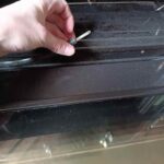 Uszkodzona uszczelka drzwi w piekarniku Mastercook M8EP FX - naprawiaj, nie wyrzucaj