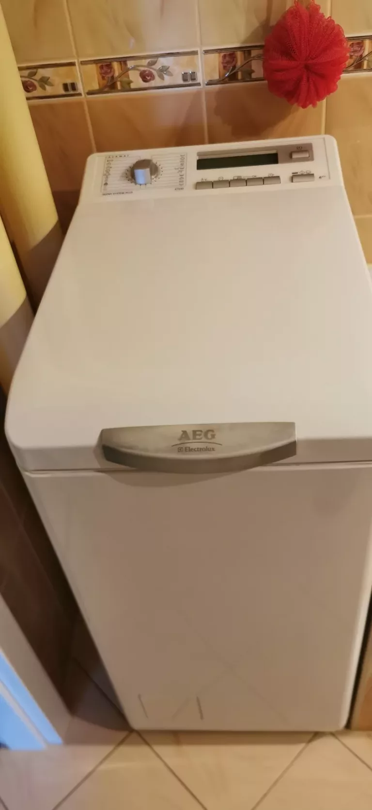 Pralka AEG Lavamat LAV47330 po udanej wymianie pompy odpływowej