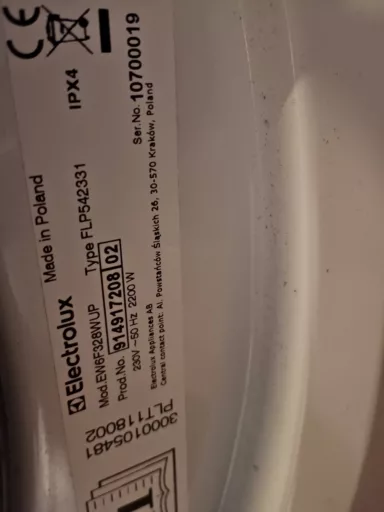 Zwarcie instalacji elektrycznej na skutek przepalonej grzałki pralki Electrolux EW6F328WUP - naprawiaj, nie wyrzucaj