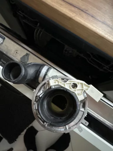 Zmywarka Electrolux EEM48321L nie grzała wody i nie suszyła naczyń - naprawiaj, nie wyrzucaj