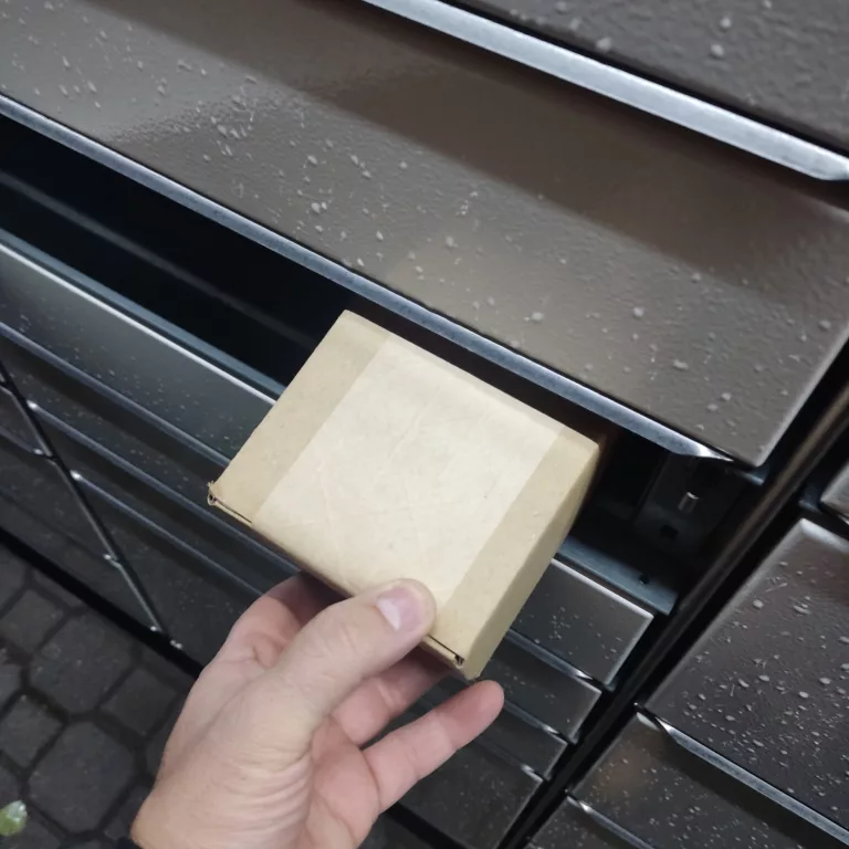 Przesyłka z north.pl odebrania w paczkomacie - w przesyłce zamek drzwi do pralki Bosch Classixx 6
