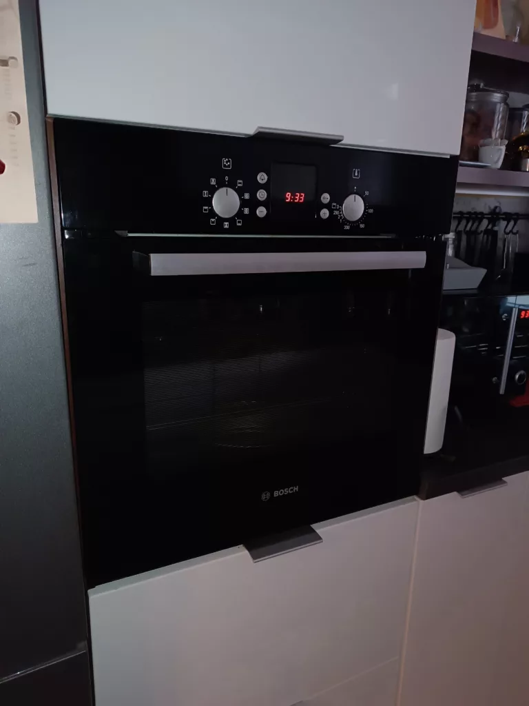 Piekarnik Bosch HBN539S5/03 po udanej wymianie przepalonej grzałki górnej - piekarnik nie dopiekał potraw