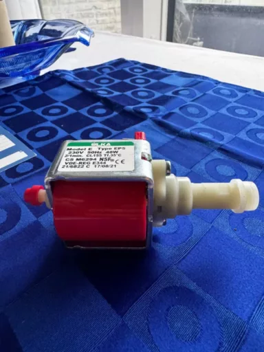 Ekspres DeLonghi Dedica Style EC 685.M przestał puszczać kawę, jakby nie miał ciśnienia - naprawiaj, nie wyrzucaj