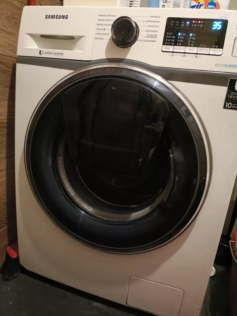 Pralka Samsung WW60K42109W/EO po udanej wymianie łożysk, amortyzatorów i pompy odpływowej