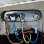 Wymiana grzałki w pralce Indesit XWSE71283WWGGPL - pralka wybija zabezpieczenie