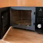 Kuchenka mikrofalowa Electrolux